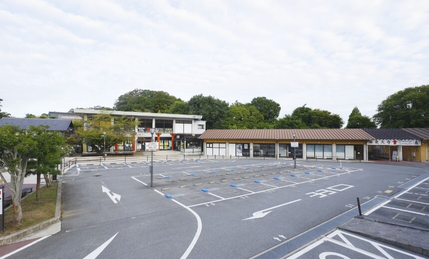 夢風ひろば駐車場