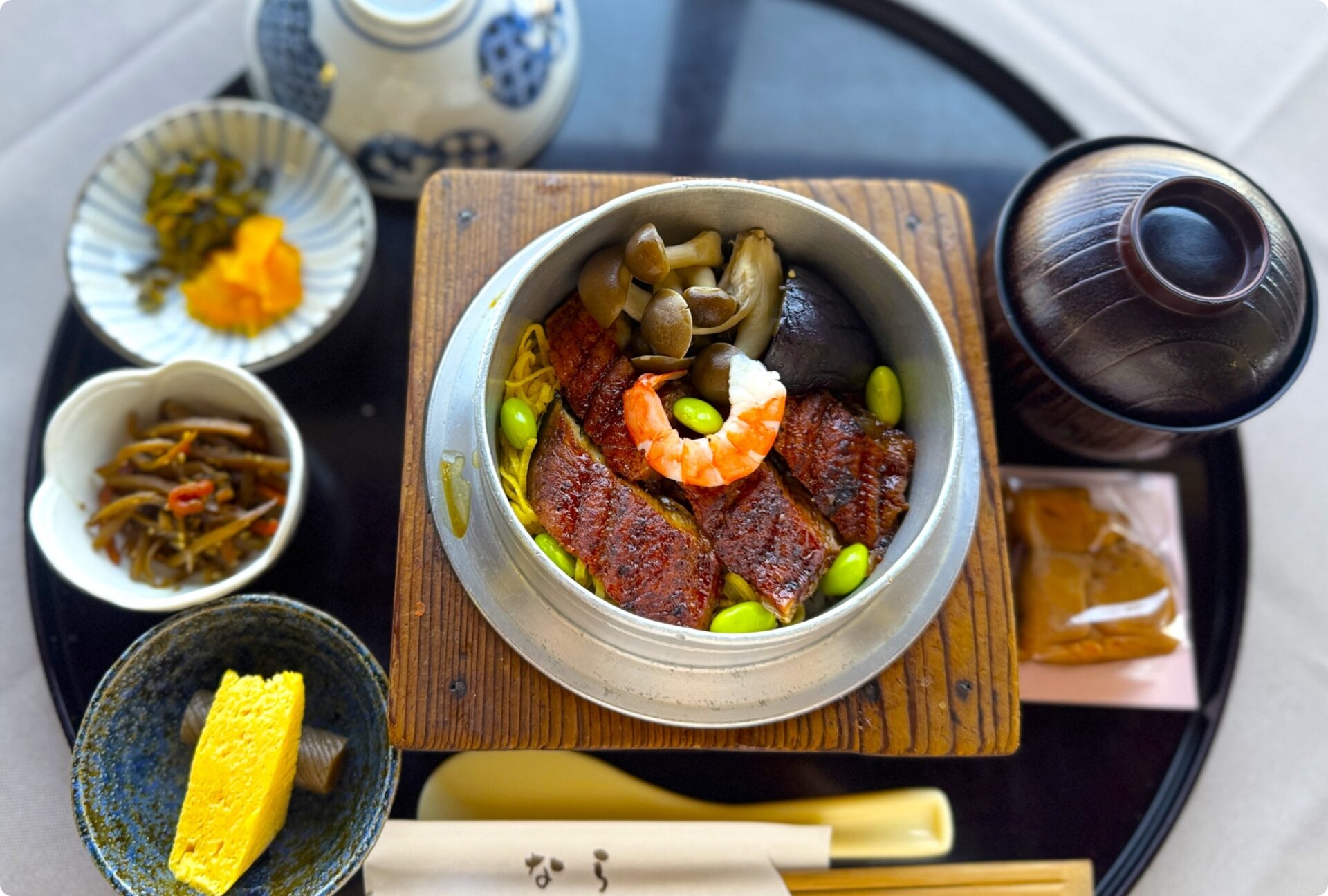釜飯ならやの一番人気「うなぎ釜飯」