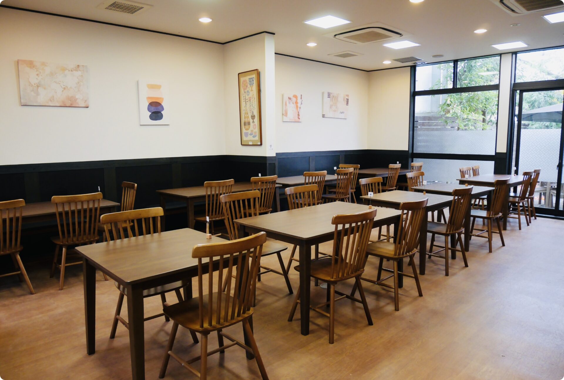 釜飯ならやの店内