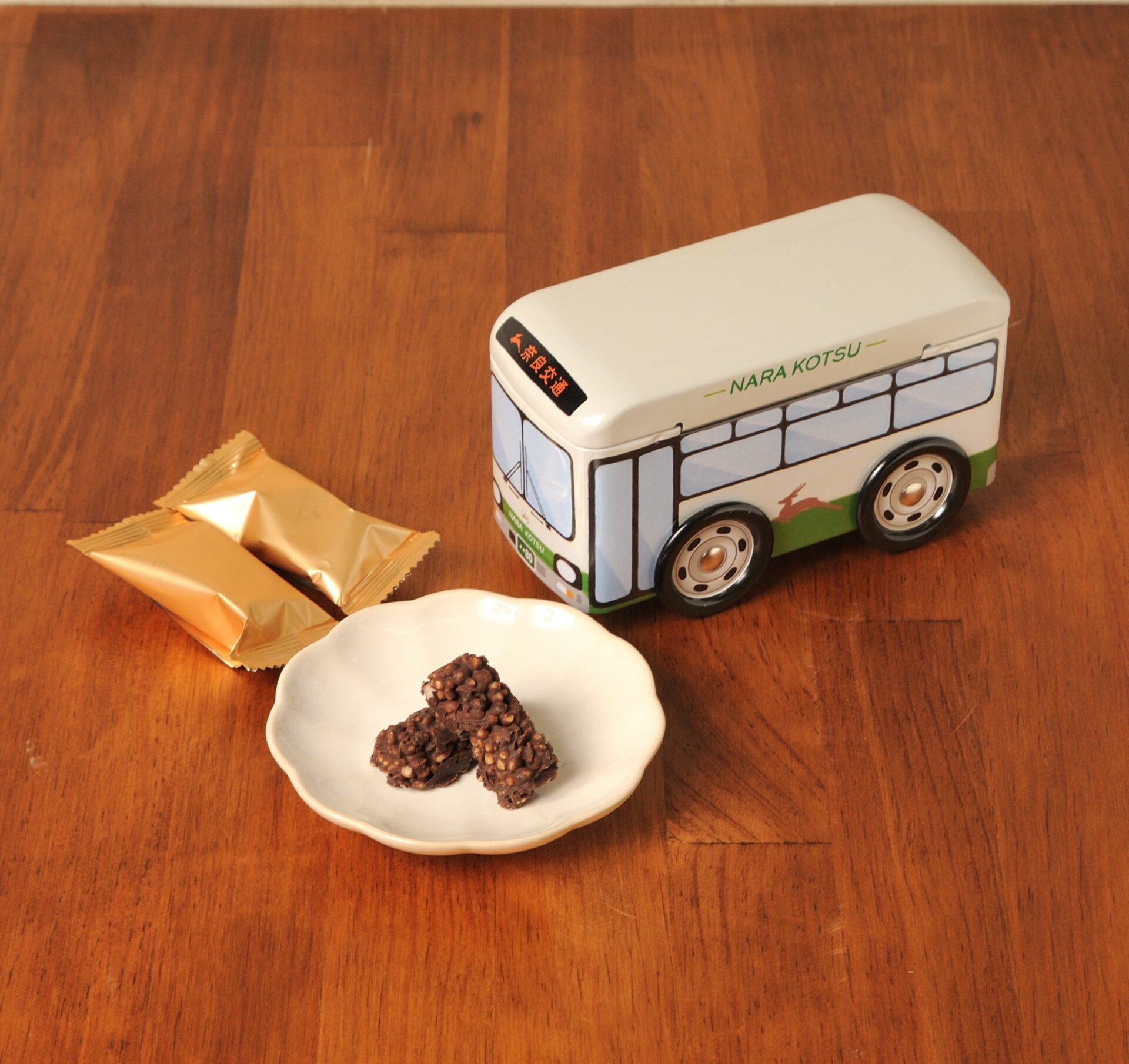 奈良交通バス缶チョコクランチ