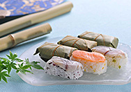 【ゐざさ】夏の柿の葉寿司